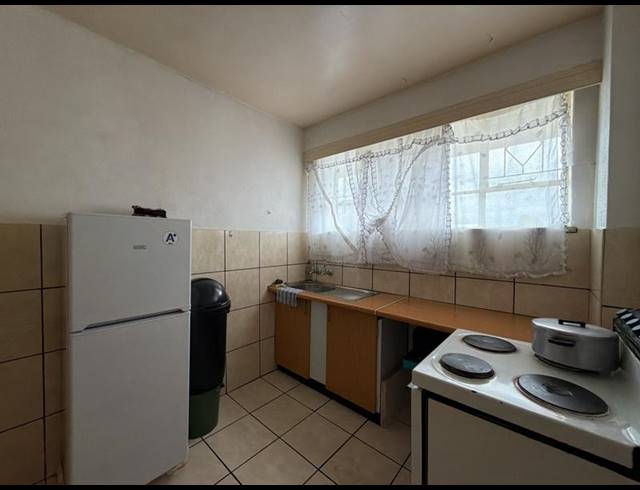 2 BEDROOM PROPERTY TO RENT IN ALLEN GROVE